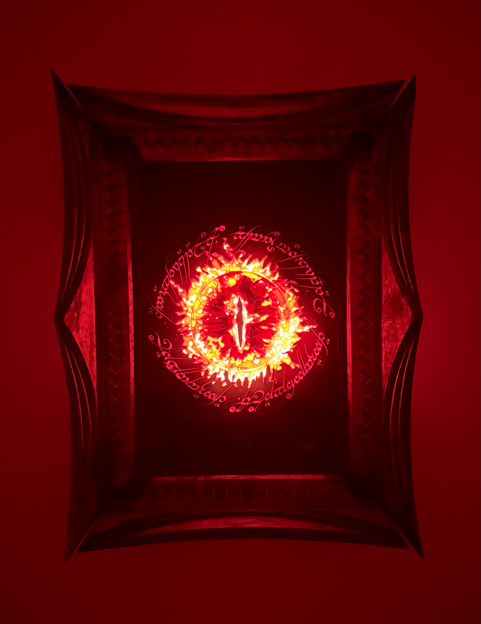 The Lord of the Rings: The Eye of Sauron Monolith (Limited Edition)