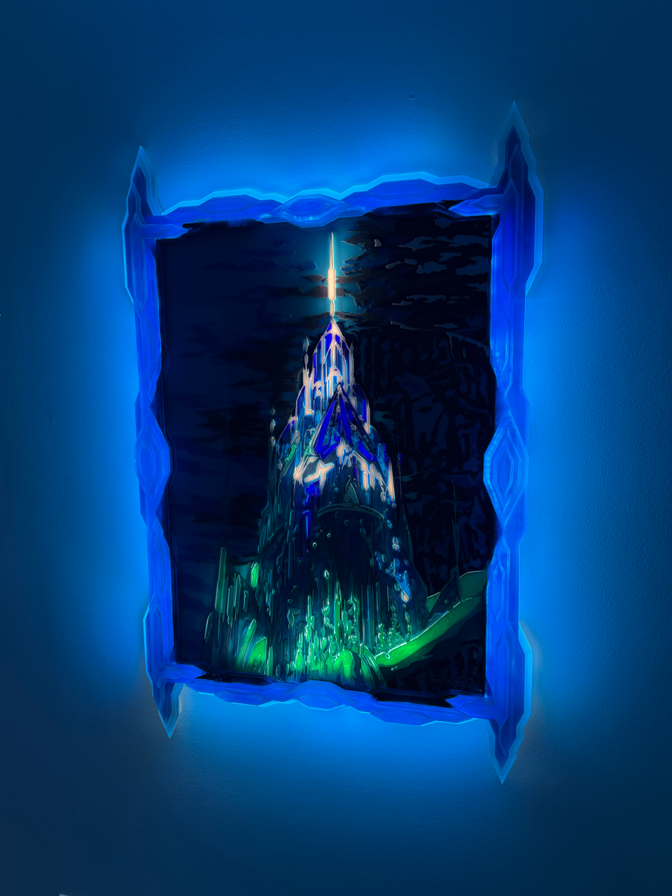 Frozen: Elsa’s Ice Palace Monolith (Limited Edition)